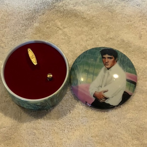 Vintage Limited addition Ardleigh Elliott, Elvis Presley, ceramic music box - Picture 1 of 7